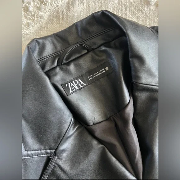 Zara Women's Sleek Black Leather Jacket